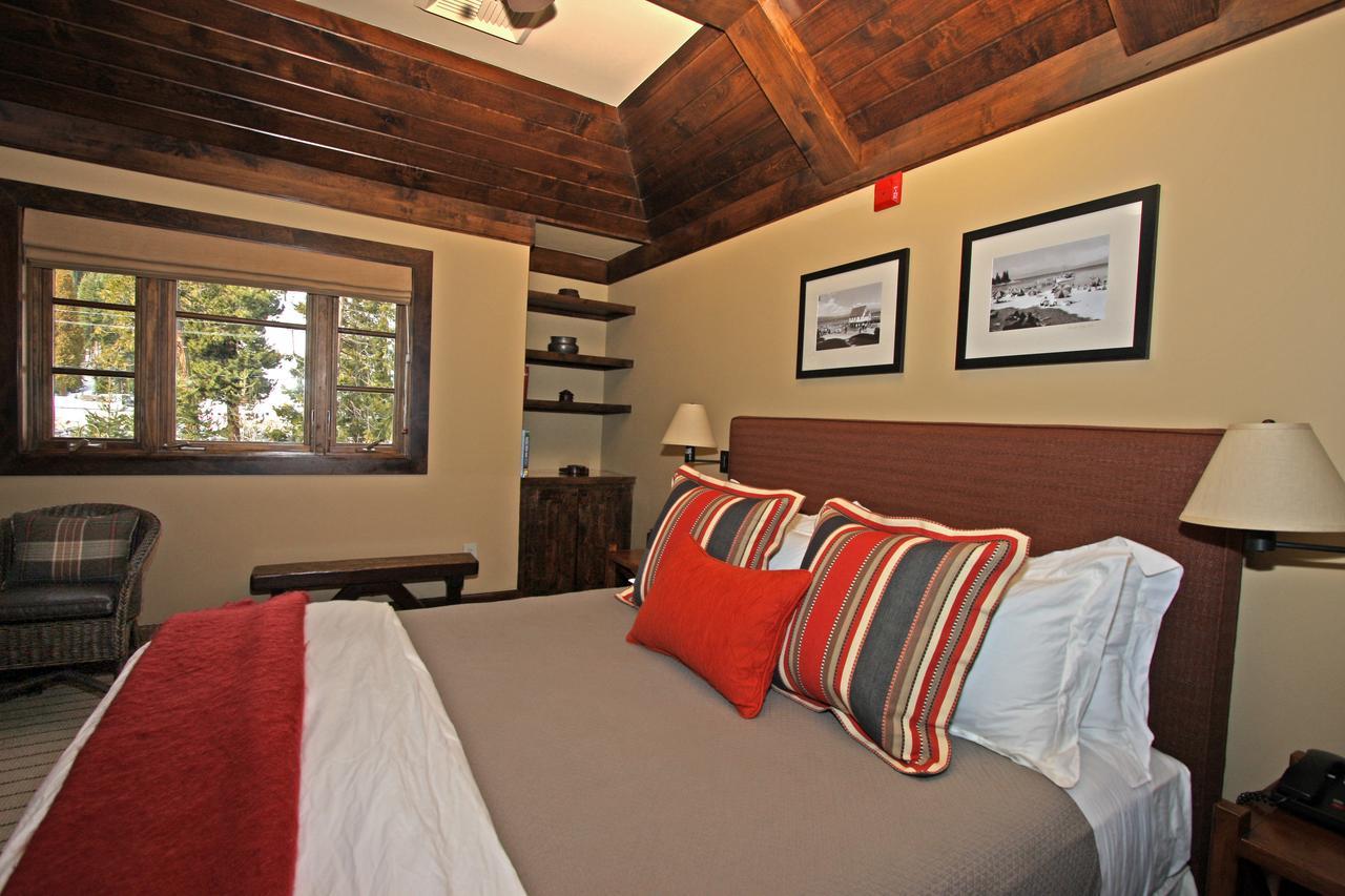 West Shore Cafe And Inn Homewood Exteriér fotografie